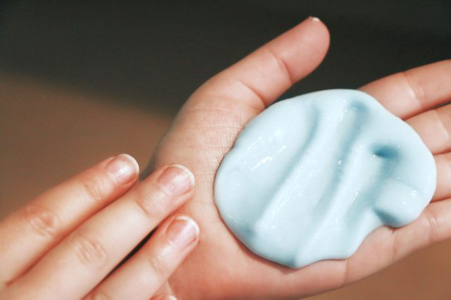 Give the Gift of Silly Putty | Kids in the House