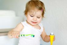 child with healthy teeth